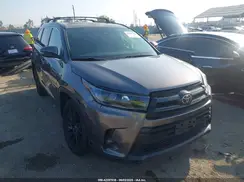 5TDKZRFH3KS568744 2019 TOYOTA HIGHLANDER