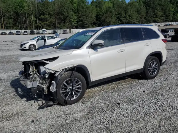 5TDKZRFH3KS569876 2019 TOYOTA HIGHLANDER - Image 1