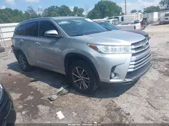 5TDKZRFH4HS510005 2017 TOYOTA HIGHLANDER