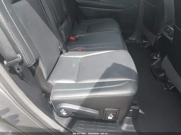 5TDKZRFH4HS510716 2017 TOYOTA HIGHLANDER - Image 8