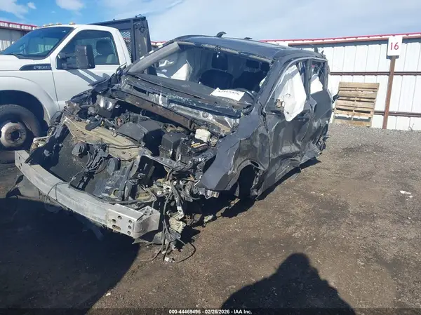 5TDKZRFH4HS514457 2017 TOYOTA HIGHLANDER - Image 2