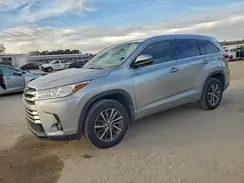 5TDKZRFH4HS516628 2017 TOYOTA HIGHLANDER