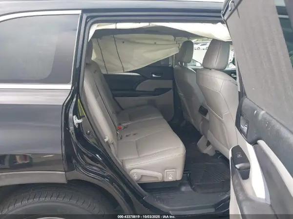 5TDKZRFH4HS516905 2017 TOYOTA HIGHLANDER - Image 8