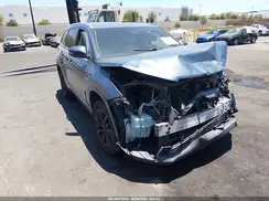 5TDKZRFH4HS522526 2017 TOYOTA HIGHLANDER
