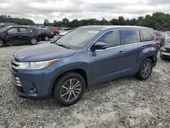 5TDKZRFH4JS239761 2018 TOYOTA HIGHLANDER