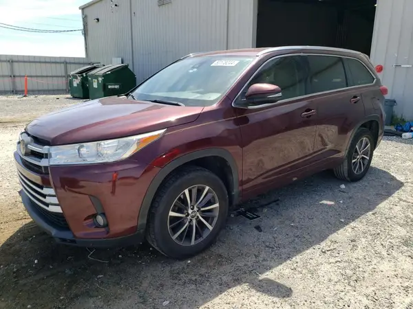 5TDKZRFH4JS261825 2018 TOYOTA HIGHLANDER - Image 1
