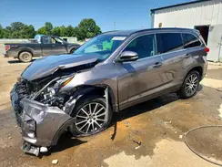 5TDKZRFH4JS282643 2018 TOYOTA HIGHLANDER