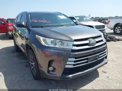 5TDKZRFH4JS529711 2018 TOYOTA HIGHLANDER