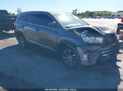 5TDKZRFH4JS544015 2018 TOYOTA HIGHLANDER
