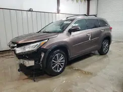 5TDKZRFH4KS311592 2019 TOYOTA HIGHLANDER