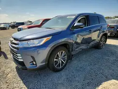 5TDKZRFH4KS323127 2019 TOYOTA HIGHLANDER