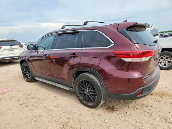 5TDKZRFH4KS325931 2019 TOYOTA HIGHLANDER - Image 2