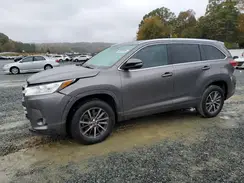 5TDKZRFH4KS343751 2019 TOYOTA HIGHLANDER