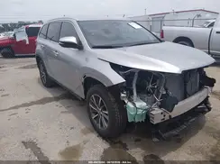 5TDKZRFH4KS355978 2019 TOYOTA HIGHLANDER