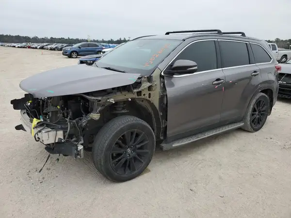 5TDKZRFH4KS356077 2019 TOYOTA HIGHLANDER - Image 1