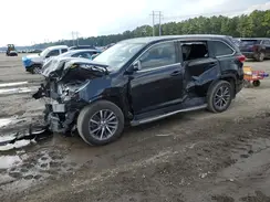 5TDKZRFH4KS561012 2019 TOYOTA HIGHLANDER