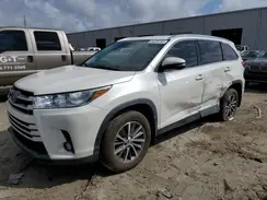 5TDKZRFH4KS565075 2019 TOYOTA HIGHLANDER