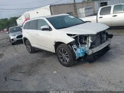 5TDKZRFH4KS567859 2019 TOYOTA HIGHLANDER