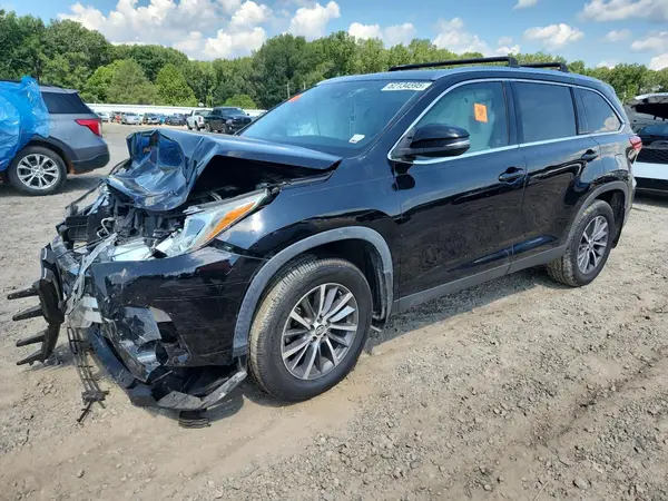 5TDKZRFH4KS571183 2019 TOYOTA HIGHLANDER - Image 1