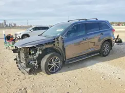 5TDKZRFH4KS572091 2019 TOYOTA HIGHLANDER