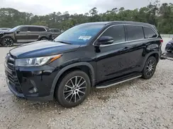5TDKZRFH5HS198499 2017 TOYOTA HIGHLANDER