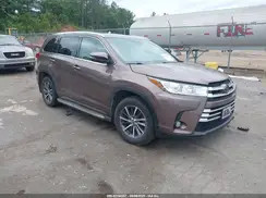 5TDKZRFH5HS206651 2017 TOYOTA HIGHLANDER