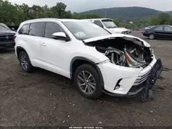 5TDKZRFH5JS267245 2018 TOYOTA HIGHLANDER