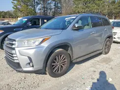 5TDKZRFH5JS289021 2018 TOYOTA HIGHLANDER