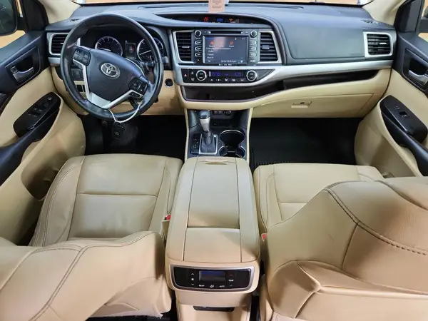 5TDKZRFH5JS528051 2018 TOYOTA HIGHLANDER - Image 8