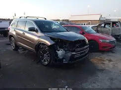5TDKZRFH5JS528454 2018 TOYOTA HIGHLANDER