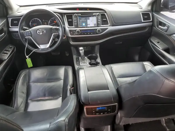 5TDKZRFH5JS534996 2018 TOYOTA HIGHLANDER - Image 8