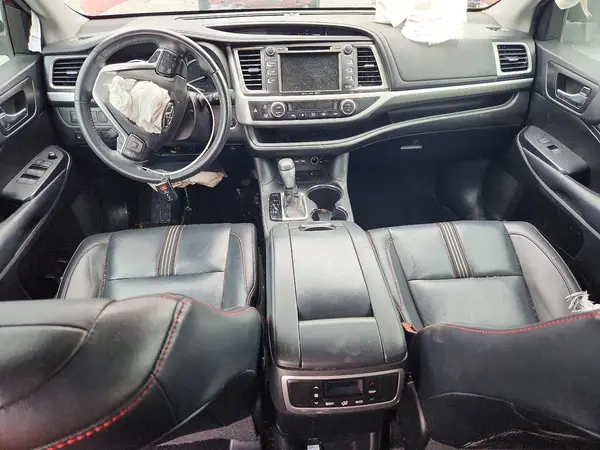 5TDKZRFH5KS316493 2019 TOYOTA HIGHLANDER - Image 8