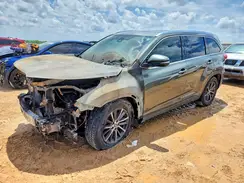 5TDKZRFH5KS319216 2019 TOYOTA HIGHLANDER