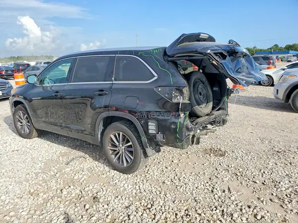 5TDKZRFH5KS333844 2019 TOYOTA HIGHLANDER - Image 2