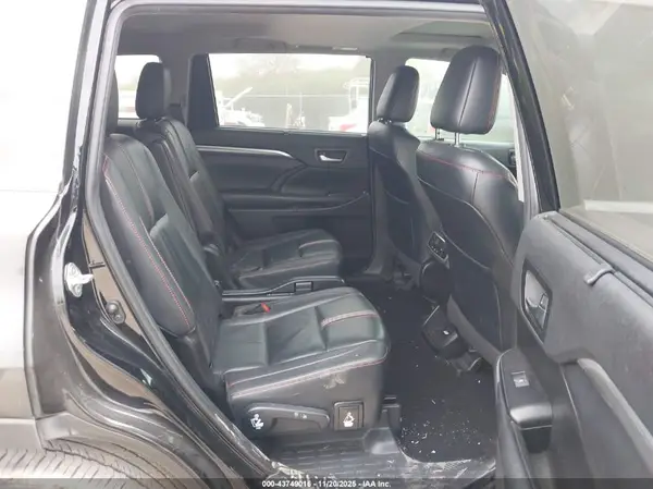 5TDKZRFH5KS350465 2019 TOYOTA HIGHLANDER - Image 8