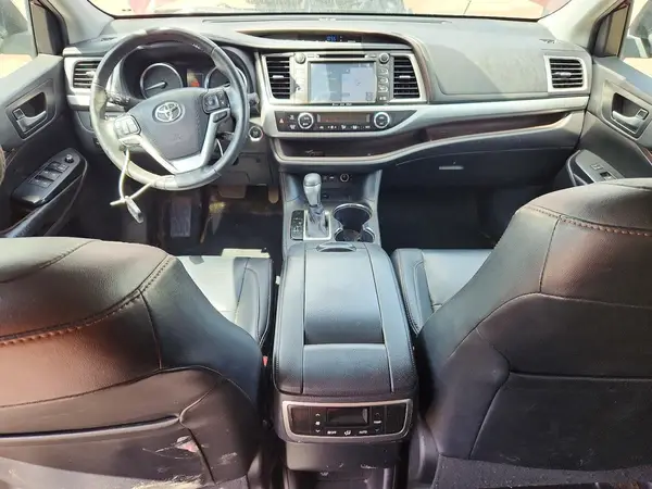 5TDKZRFH5KS352071 2019 TOYOTA HIGHLANDER - Image 8