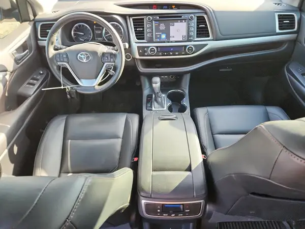 5TDKZRFH5KS355813 2019 TOYOTA HIGHLANDER - Image 8