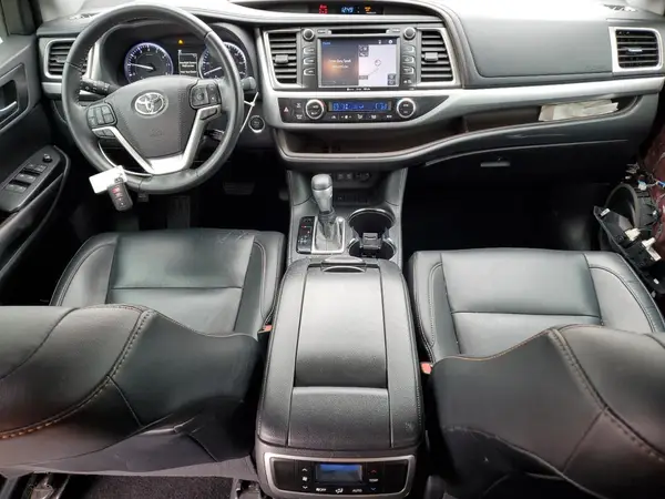 5TDKZRFH5KS363636 2019 TOYOTA HIGHLANDER - Image 8