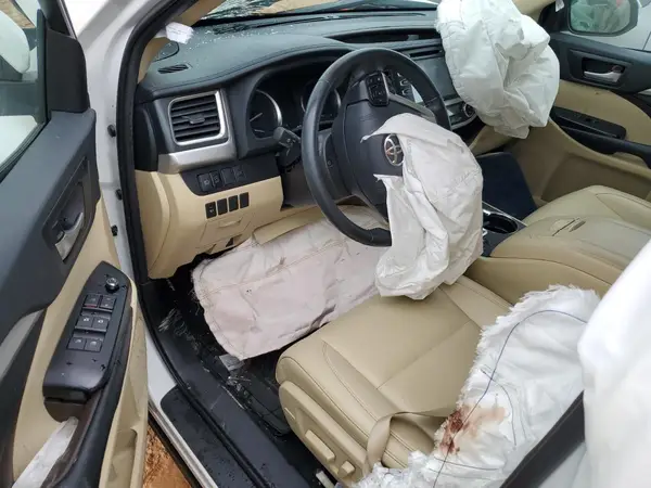 5TDKZRFH5KS553176 2019 TOYOTA HIGHLANDER - Image 8