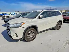 5TDKZRFH5KS554019 2019 TOYOTA HIGHLANDER