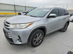 5TDKZRFH5KS558927 2019 TOYOTA HIGHLANDER