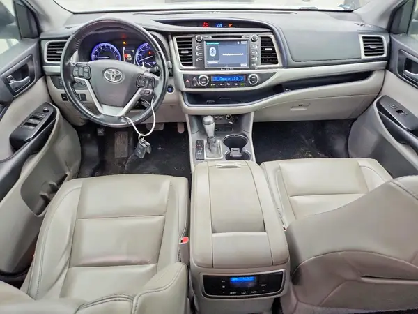 5TDKZRFH5KS558927 2019 TOYOTA HIGHLANDER - Image 8