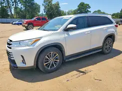 5TDKZRFH5KS567255 2019 TOYOTA HIGHLANDER