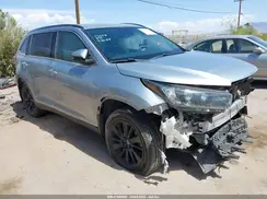 5TDKZRFH5KS571435 2019 TOYOTA HIGHLANDER