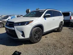 5TDKZRFH5KS574903 2019 TOYOTA HIGHLANDER