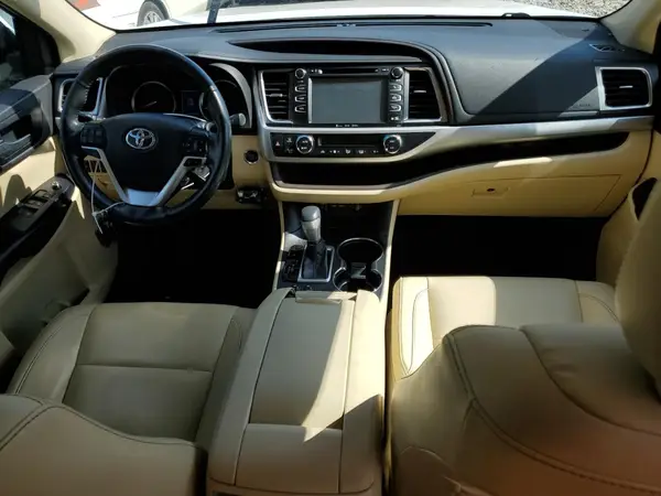 5TDKZRFH5KS574951 2019 TOYOTA HIGHLANDER - Image 8