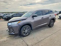 5TDKZRFH6HS188161 2017 TOYOTA HIGHLANDER
