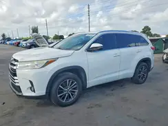 5TDKZRFH6HS203404 2017 TOYOTA HIGHLANDER
