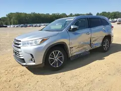 5TDKZRFH6HS517506 2017 TOYOTA HIGHLANDER