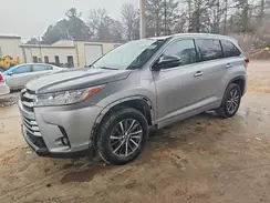 5TDKZRFH6HS520423 2017 TOYOTA HIGHLANDER